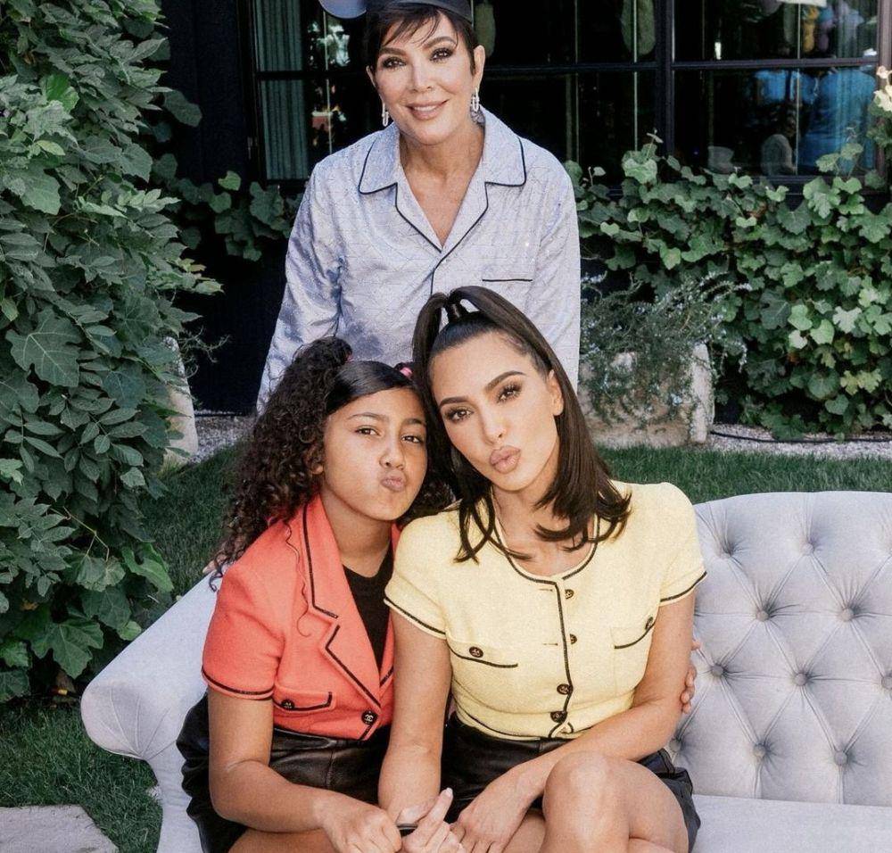 Baby Shower Kourtney Kardashian (instagram.com/kimkardashian)