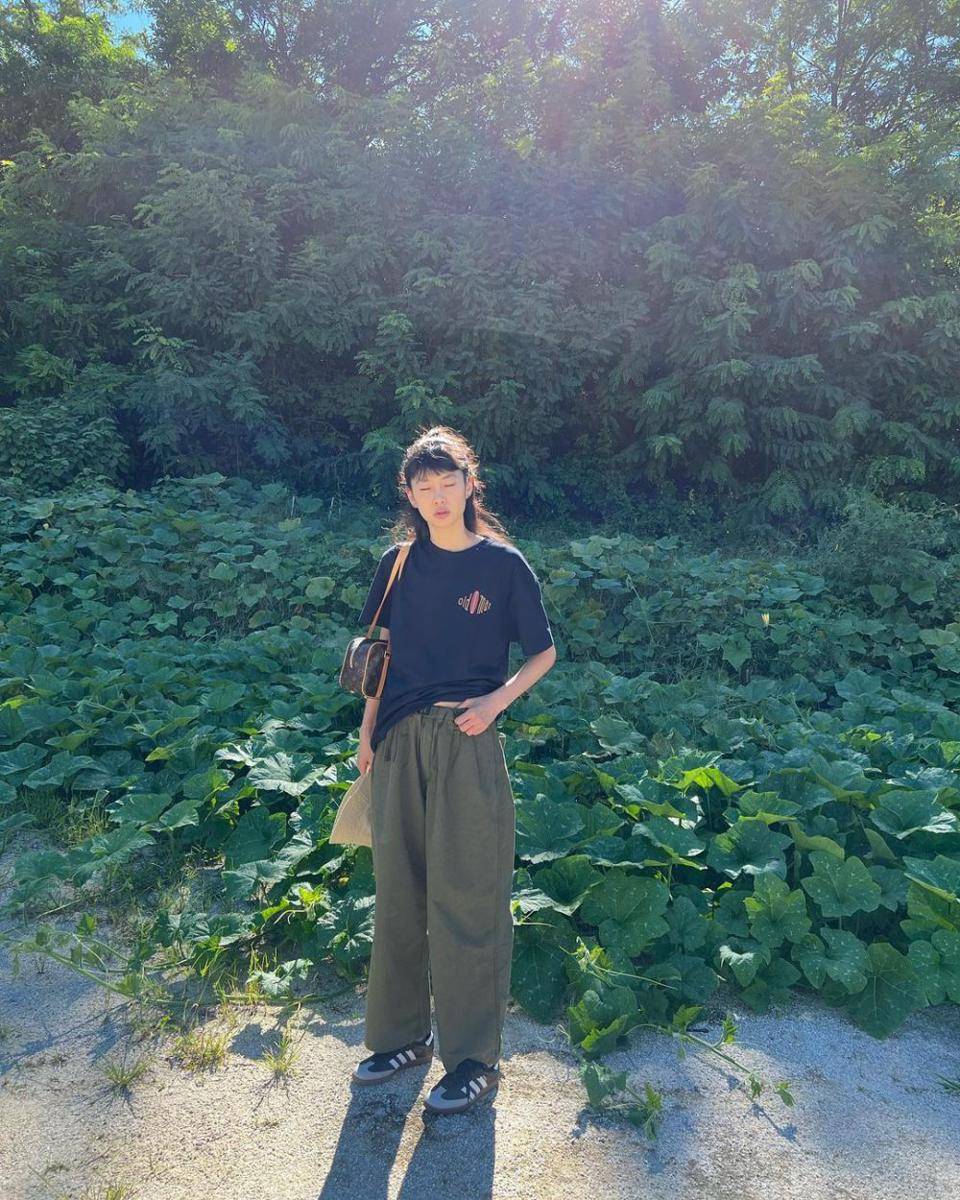potret Jung Ho Yeon (instagram.com/hoooooyeony)