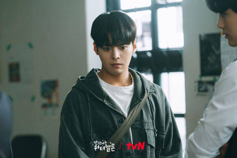 still cut drama Twinkling Watermelon (instagram.com/tvn_drama)
