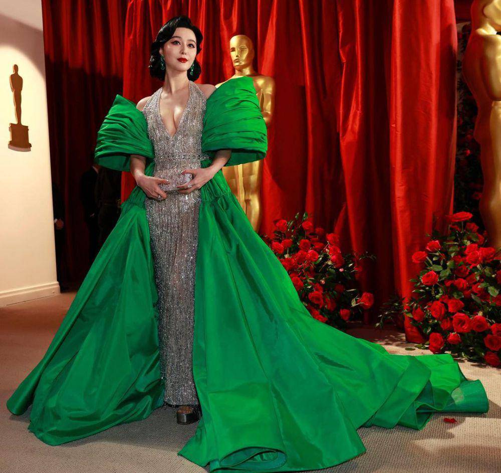 Fan Bingbing di red carpet Academy Awards ke-95 (instagram.com/bingbing_fan)