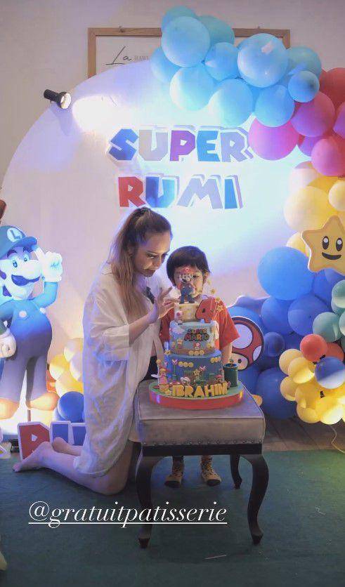 ulang tahun Ibrahim (Instagram.com/anneofficial1990)