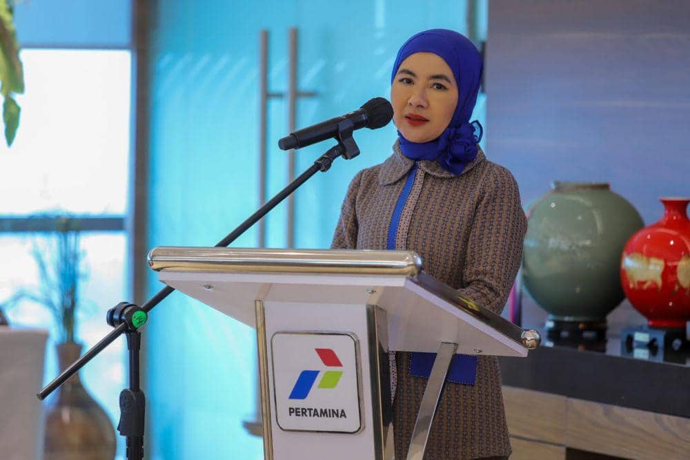 Direktur Utama PT Pertamina (Persero) Nicke Widyawati memberikan sambutan dalam acara Apresiasi Dirut Pertamina kepada Tim Bareskrim Mabes Polri di Executive Lounge Lt. 21, Grha Pertamina pada Rabu, 4 Oktober 2023. (Dok. Pertamina)