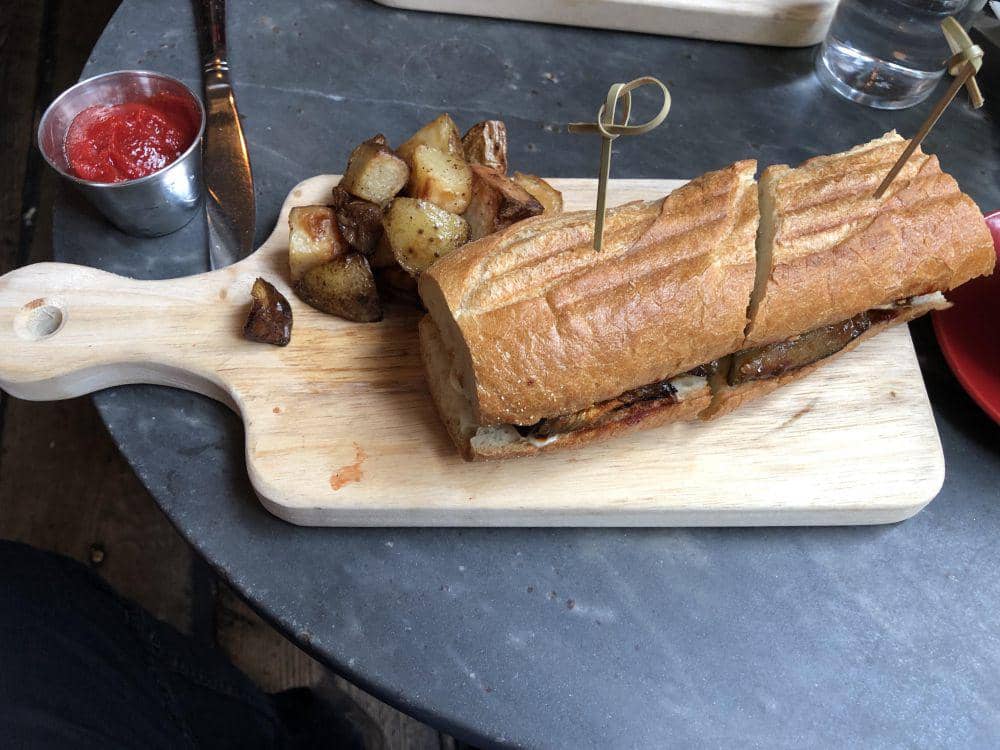 potret penyajian hidangan terong di luar nalar (reddit.com/user/Mash33n)