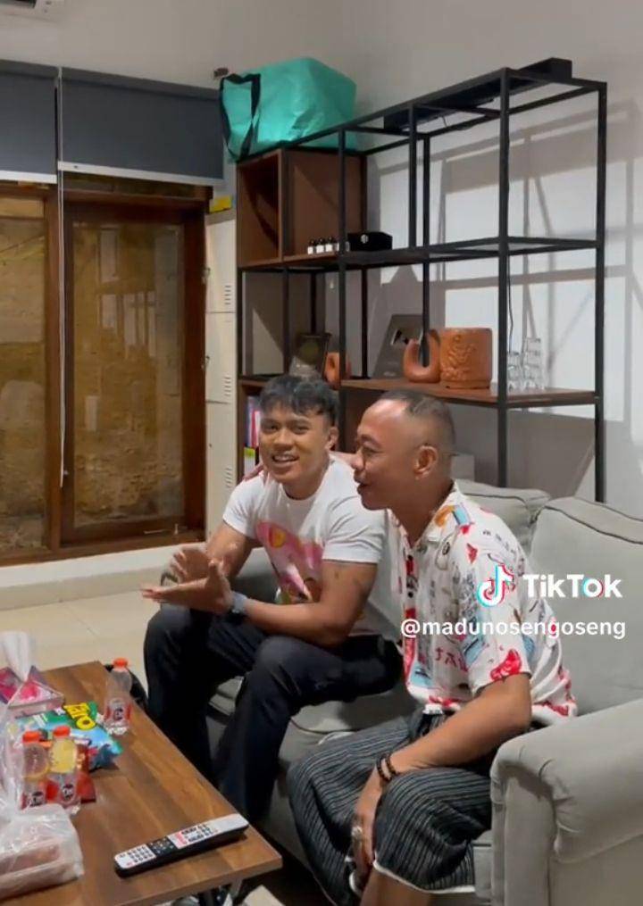 Bang madun bertemu Juju (Tiktok.com/madunosengoseng)