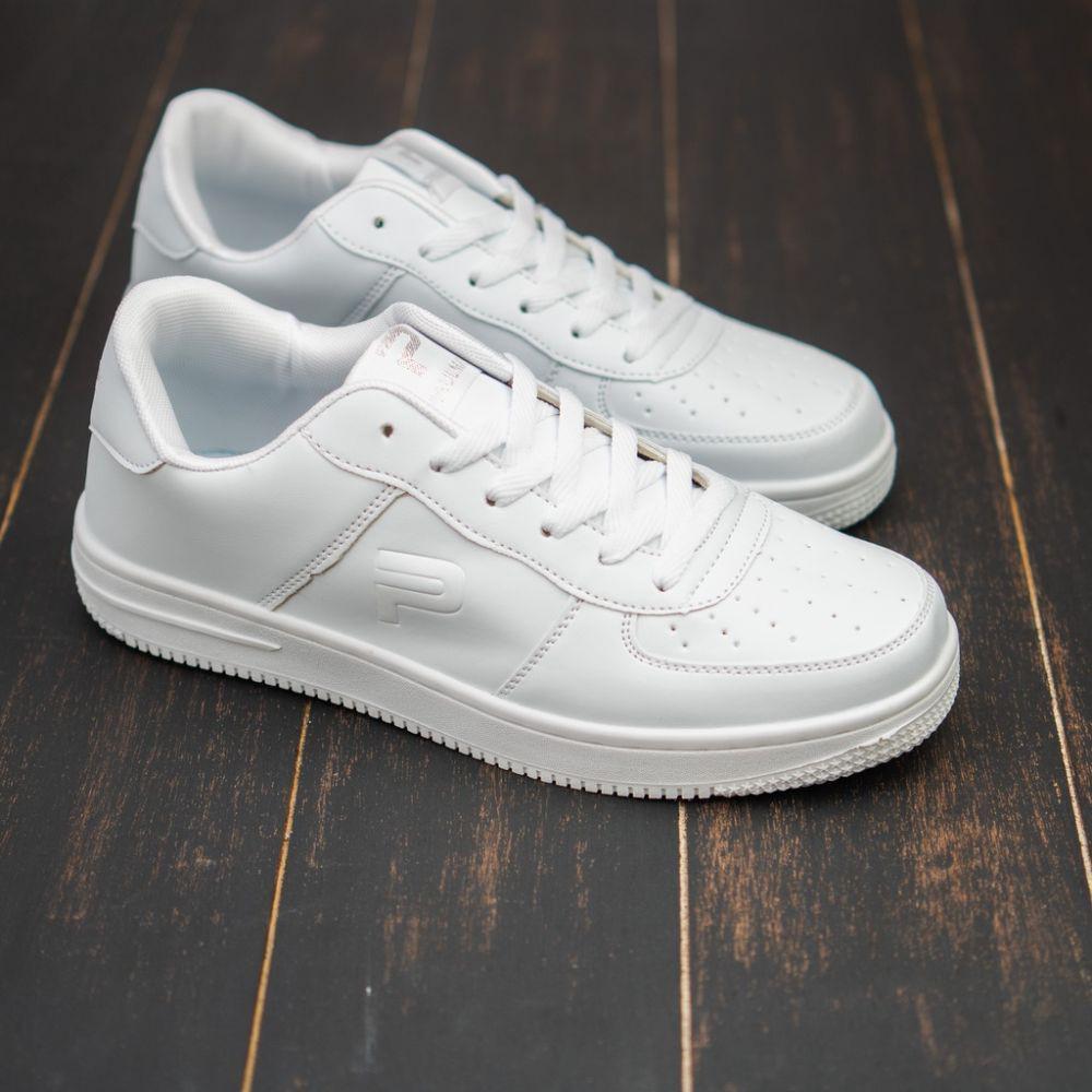 11 Rekomendasi Sepatu Putih Brand Lokal, Stylish Abis!