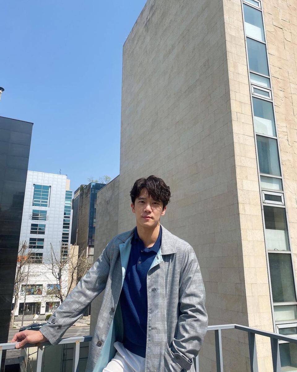 Ha Seok Jin (instagram.com/haseokjin)