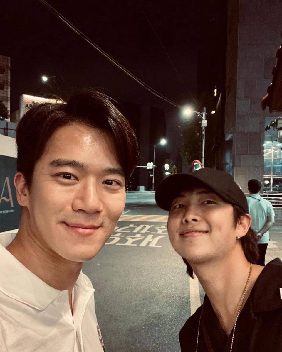 Ha Seok Jin dan RM BTS (instagram.com/haseokjin)