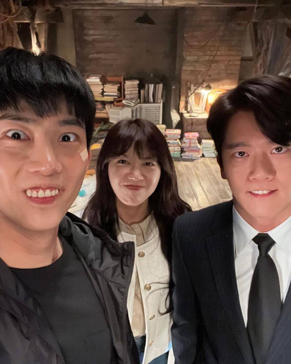 di balik layar drama Blind (instagram.com/haseokjin)
