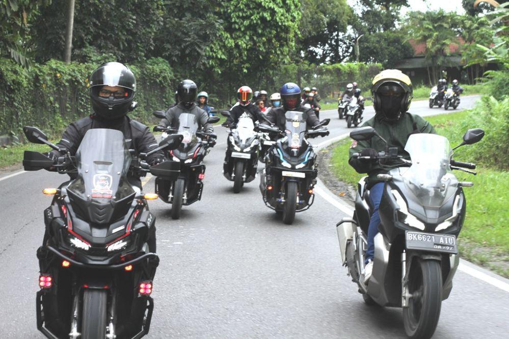 Hapelnas, Rider ADV160 Medan Touring ke Mari Hill Sibolangit