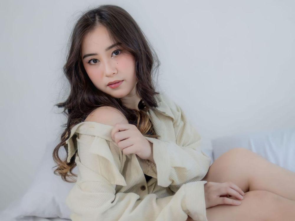 Genap 24 Tahun, 10 Potret Michelle Eks JKT48 yang Jadi Business Woman