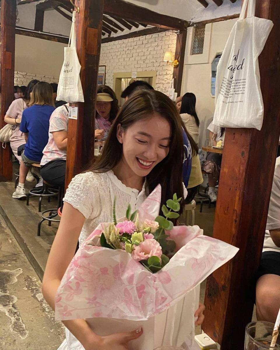 potret bridal shower Suji eks UNI.T (instgaram.com/1998_suji_ya)