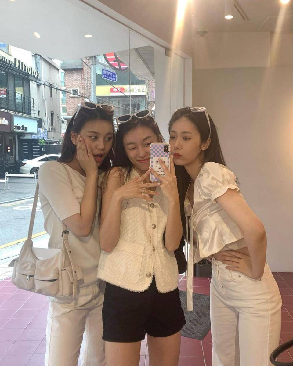 potret bridal shower Suji eks UNI.T (instgaram.com/1998_suji_ya)