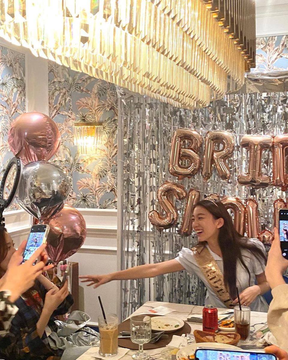 potret bridal shower Suji eks UNI.T (instgaram.com/1998_suji_ya)