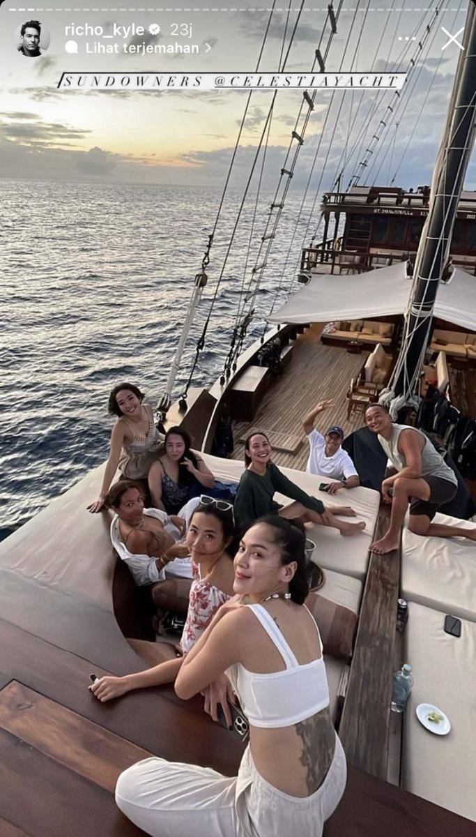 potret Gisel liburan ke Banda Neira (Instagram.com/richo_kyle)