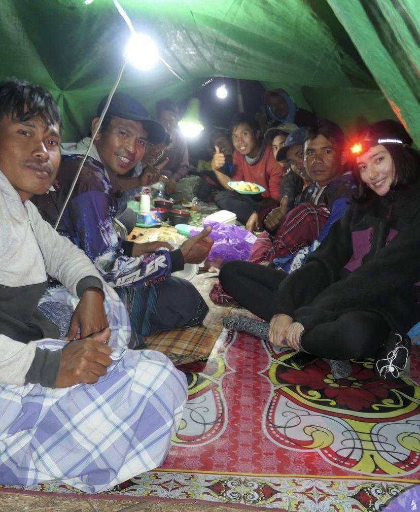 potret Tatjana Saphira pertama kali naik Gunung Rinjani (Instagram.com/tatjanasaphira)