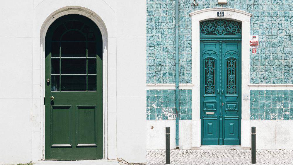 inspirasi pintu belakang (unsplash.com/@andriklangfield|joaoscferrao)