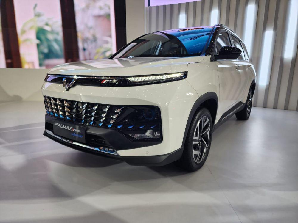 Wuling New Almaz RS Resmi Mengaspal, Dijual Mulai Rp398 Juta