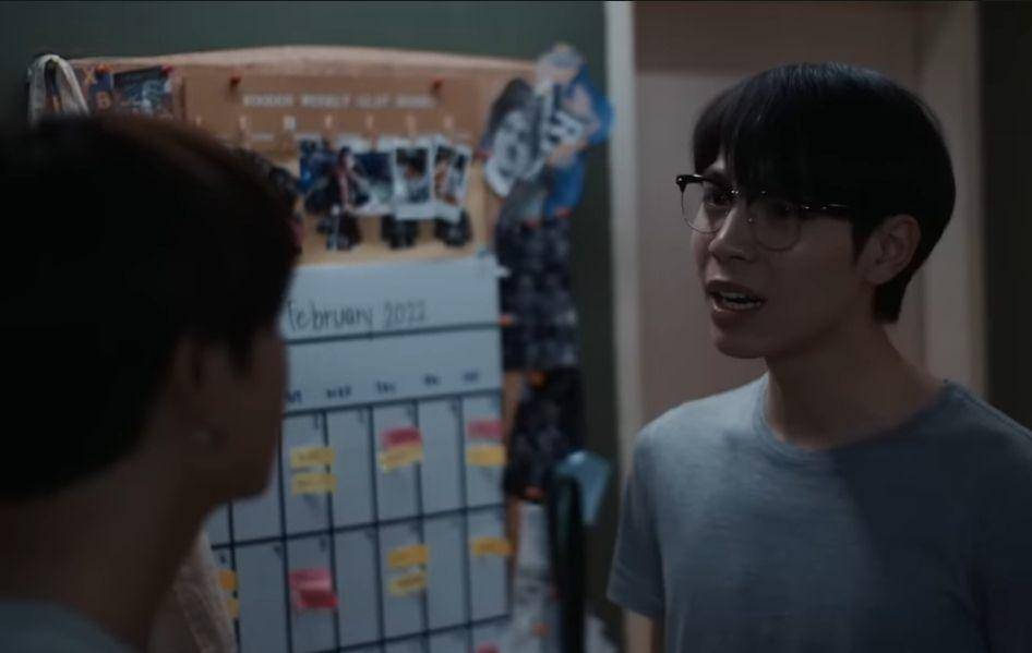 First Kanaphan dalam drama Moonlight Chicken (dok. GMMTV/Moonlight Chicken)