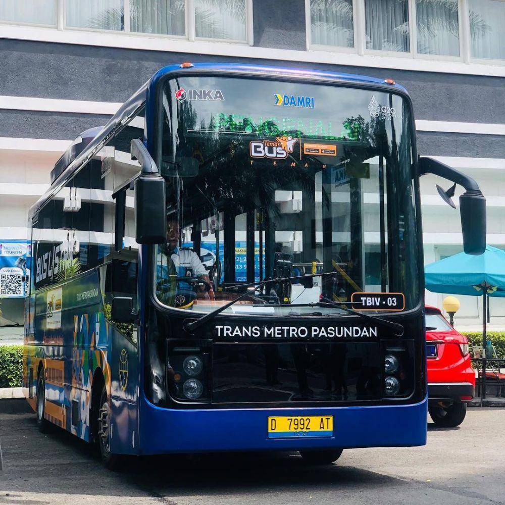 Trans Metro Pasundan (instagram.com/alfrido_photowork17)