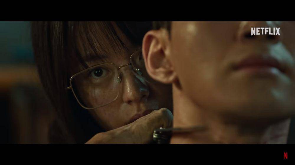 Big Knife/Keunkal (Han Hyo Joo) di film Believer 2 (Dok. Netflix/Believer 2)