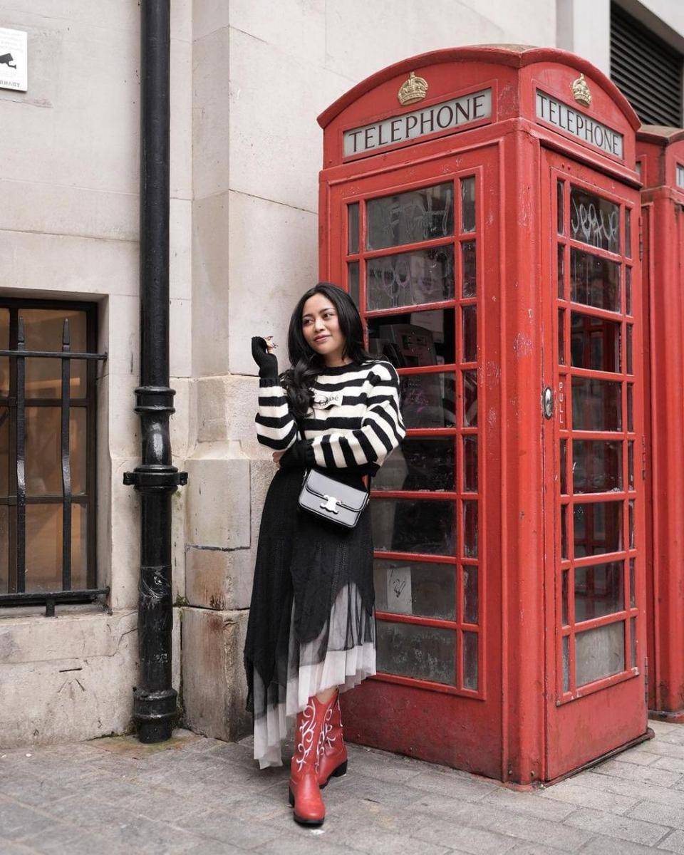Baju serba hitam ala Rachel Vennya (instagram.com/rachelvennya)