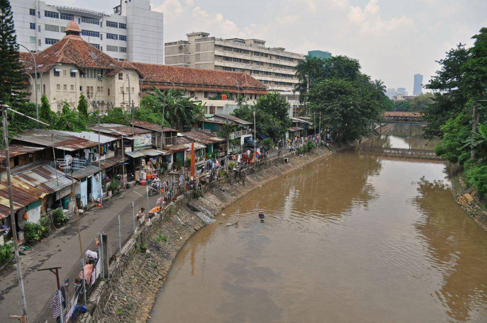 ilustrasi sisi lain Jakarta (wikimedia.org/Wibowo Djatmiko)
