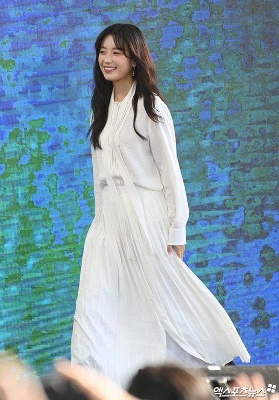 potret Han Hyo Joo di open talk Festival Film Internasional Busan (BIFF) ke-28 ( Xportsnews.com)