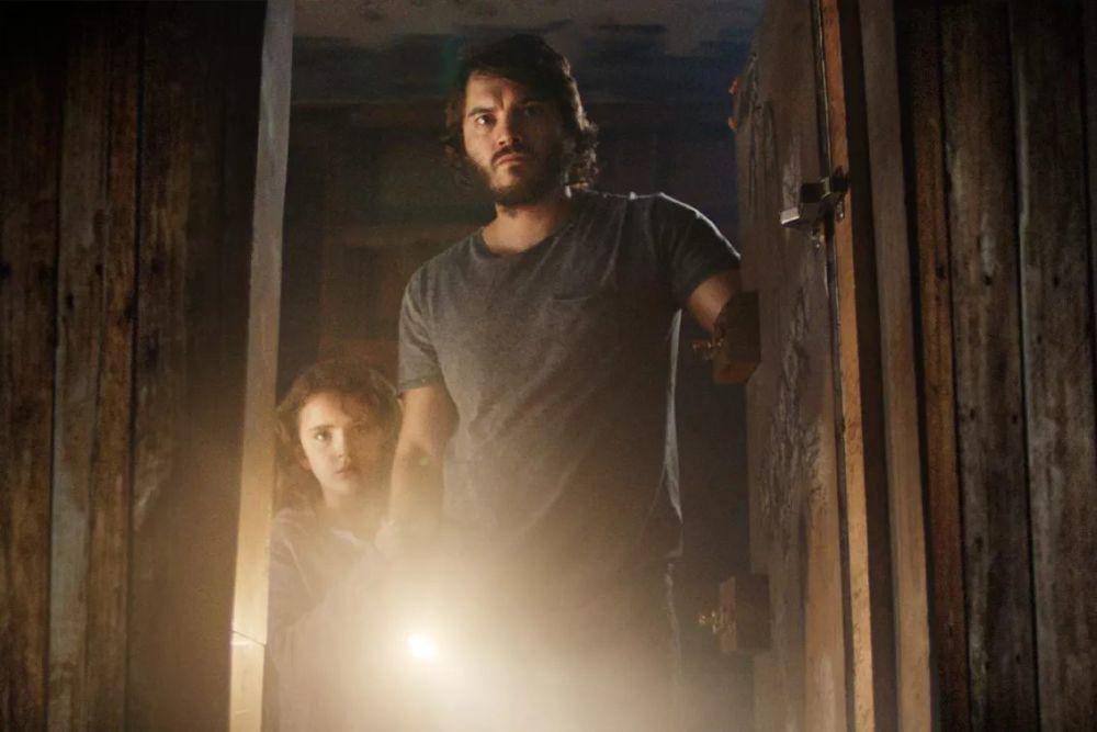 Freaks (dok. Well Go USA Entertainment/Freaks)