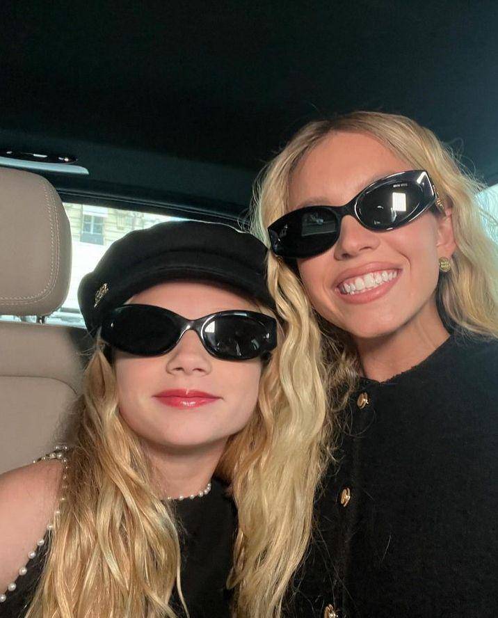 potret Sydney Sweeney bersama sepupunya di Paris (instagram.com/sydney_sweeney)