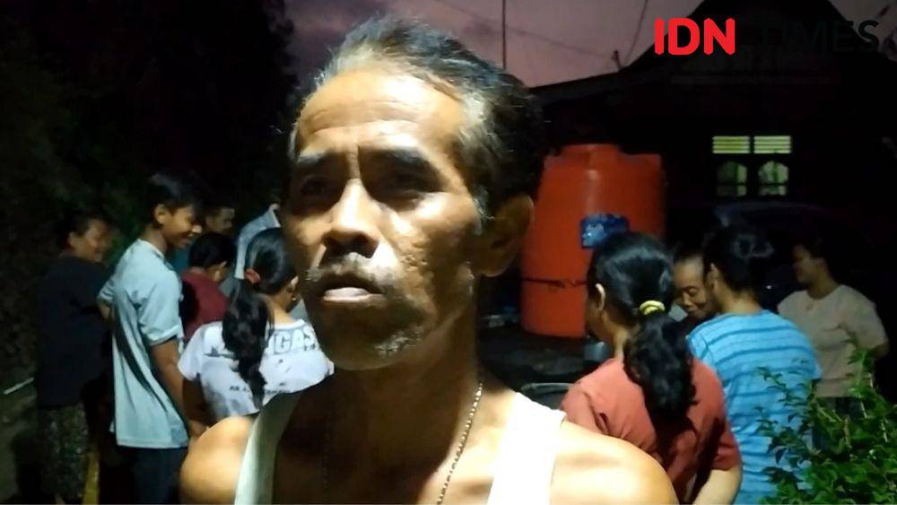 Sriyanto yang berkisah perjuangan mendapat air bersih saat kemarau.(IDN Times/Sutrisno)
