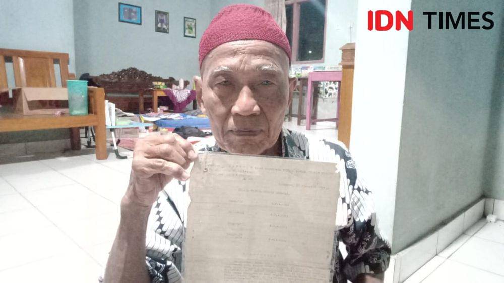 Soediran Yudhi dan Surat Pemecatan dari BKN Usai Ditangkap Pasca G30S 1965 (IDN Times/Dok. Istimewa)