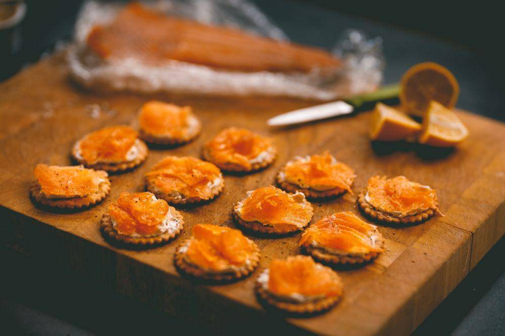 Ilustrasi amuse-bouche (unsplash.com/@robwicks)