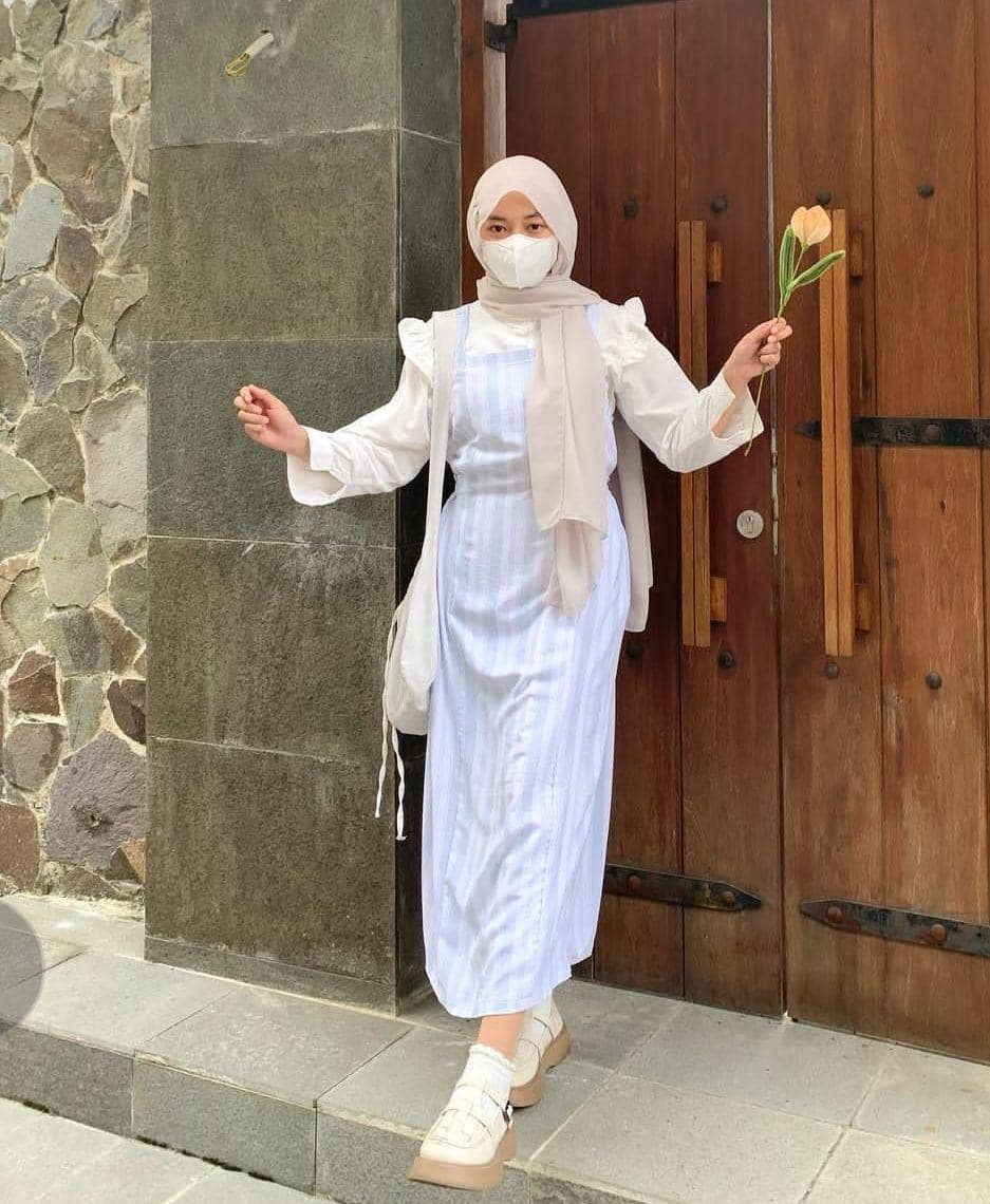 Style hijab anggun (instagram.com/lollipopbunnybun)