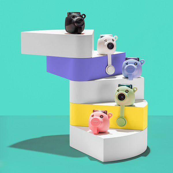 wadah silikon Instax Pal (instagram.com/instaxindonesia)