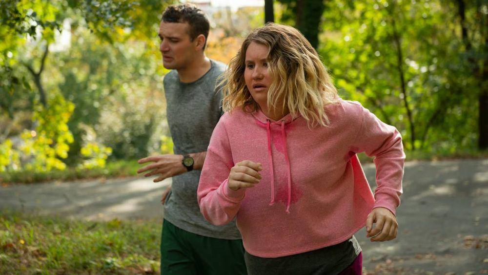 cuplikan film Brittany Runs a Marathon (dok. Amazon Studios/Brittany Runs a Marathon)
