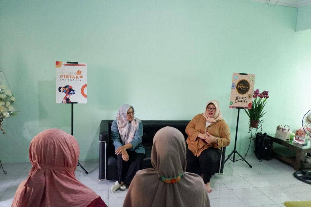 Srikandi Pintar Indonesia dorong perempuan pelaku UMKM kembangkan bisnis. (Dok Srikandi Pintar Indonesia)