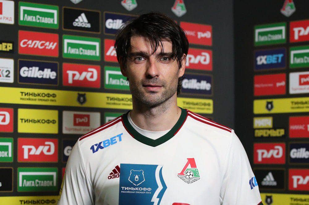 Vedran Corluka saat membeka Lokomotiv Moscow (twitter.com/fclokomotiv_eng)