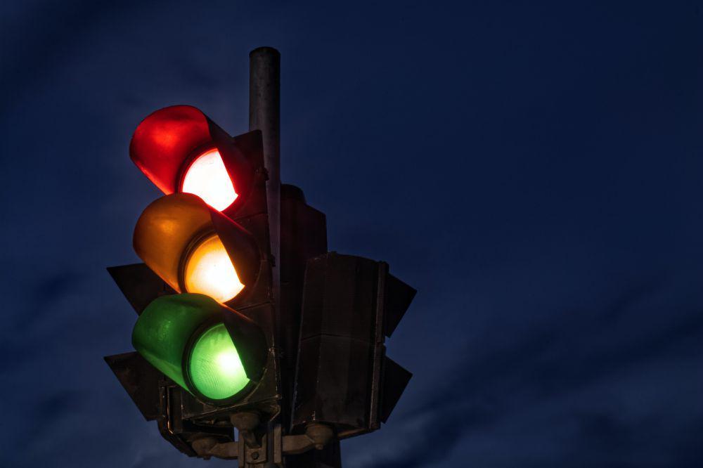 5 Fakta Menarik Mengenai Lampu Lalu Lintas, Ada Sejarahnya!