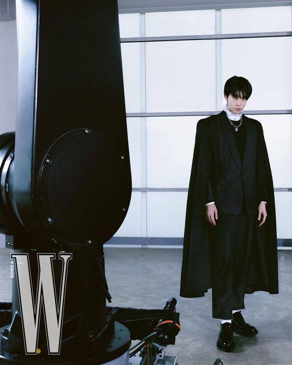 potret Doyoung NCT (instagram.com/do0_nct)