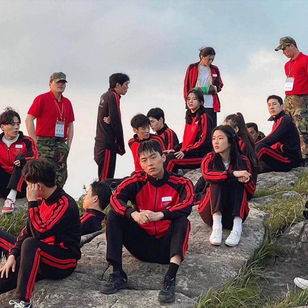 di belakang layar drama Jirisan (instagram.com/_choiiii__)