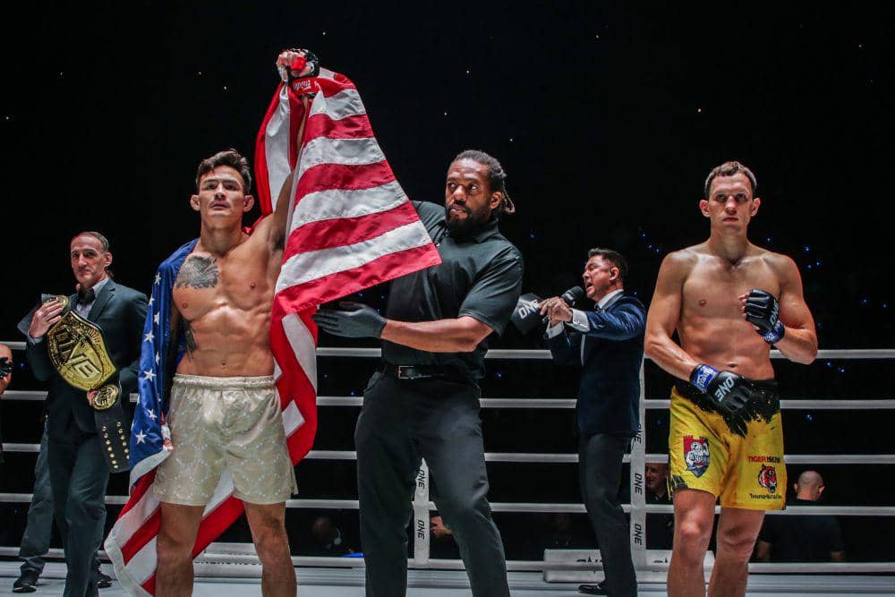 ONE Fight Night 15: Dua Juara dan Kalahnya Eko Roni Saputra
