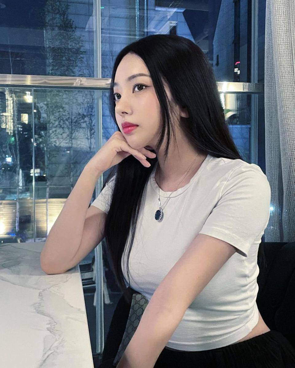 Lee Ruby (instagram.com/rubyfnql)