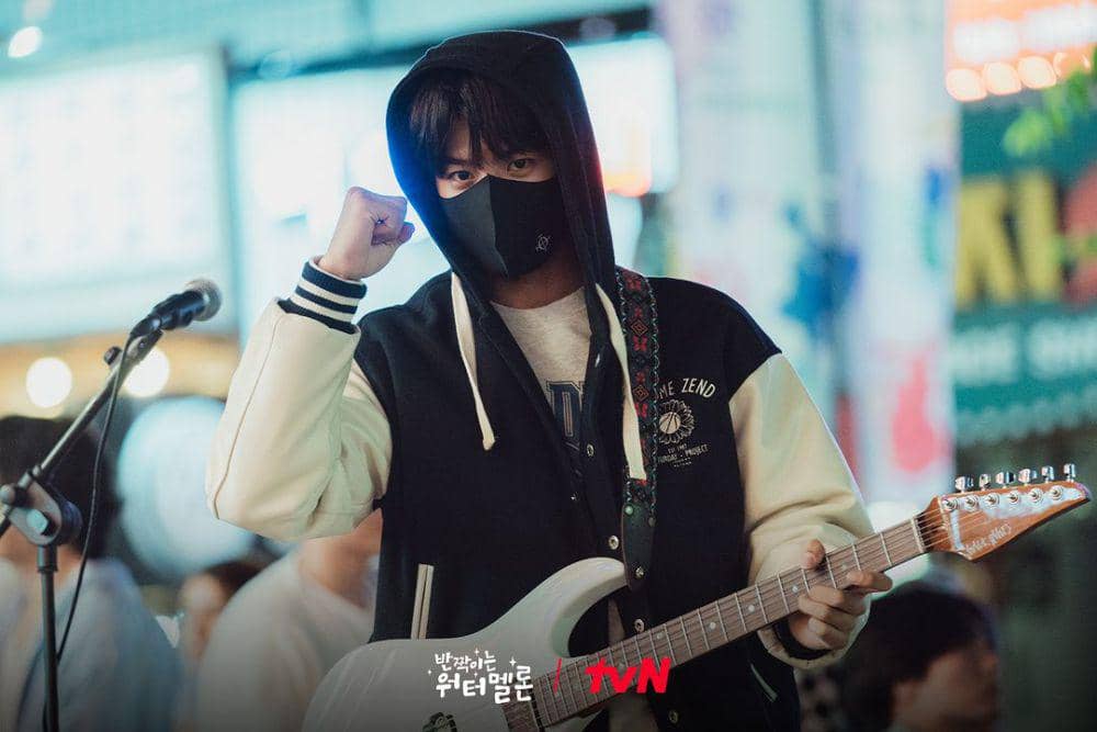 Ha Eun Gyeol (Ryeo Un) di Twinkling Watermelon (instagram.com/tvn_drama)