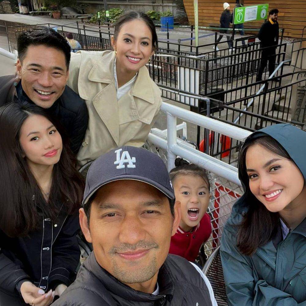 potret Rini Yulianti dan keluarga di Chicago (instagram.com/riniyulianti)