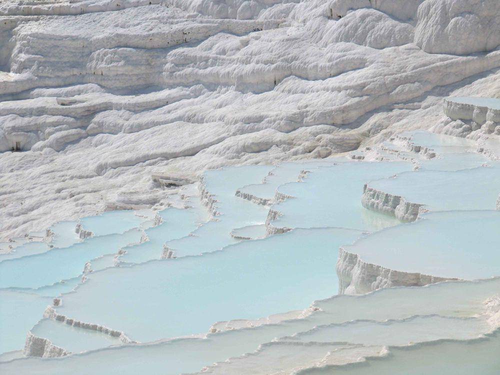Pamukkale (unsplash.com/Arnaud Civray)