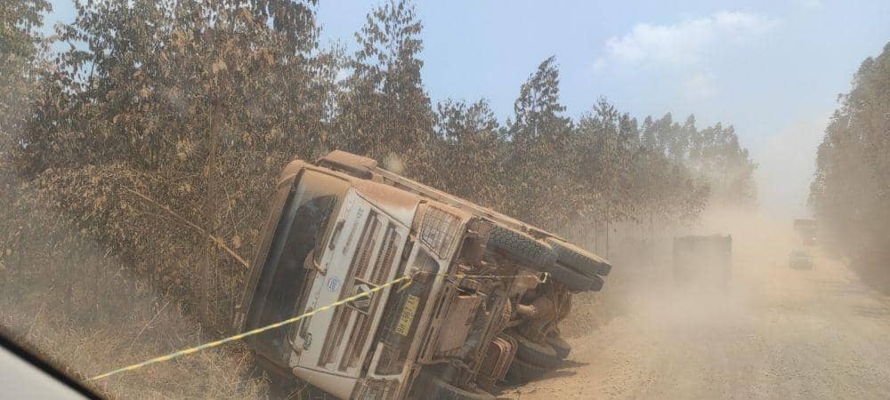 Kondisi debu beterbangan saat mobil pengangkut batu bara melintasi wilayah Pangkalan Bayat (Dok: istimewa)