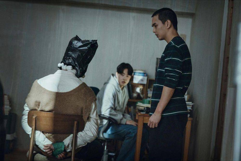 cuplikan Yoo Su Bin, Kim Dong Hwi, dan Yoo Seung Ho di drakor The Deal (instagram.com/dal_photo_)