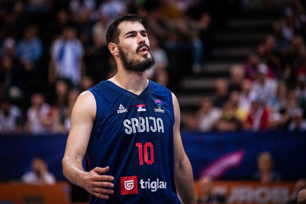 Nikola Kalinic saat berseragam Timnas Serbia (fiba.basketball)