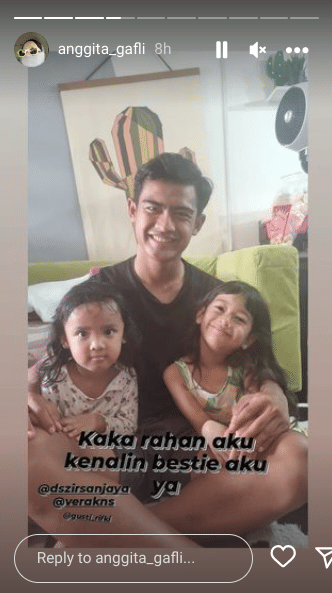 potret Pratama Arhan bareng keluarga Azizah Salsha (instagram.com/anggita_gafli)