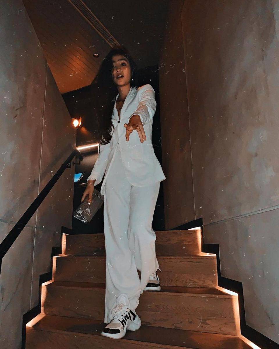 Koleksi one set ala Febby Rastanty (instagram.com/febbyrastanty)